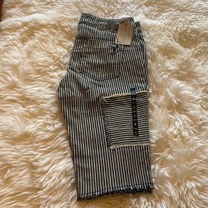 Vintage Volcom JJ Cut Off Bermuda shorts size 5 NWT